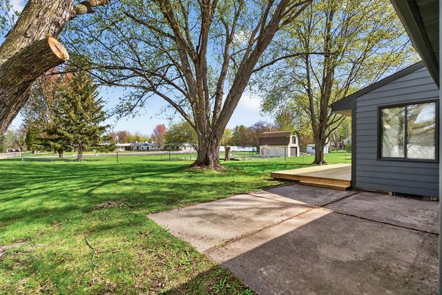 5530 Joyce Street, Maple Plain, MN 55359