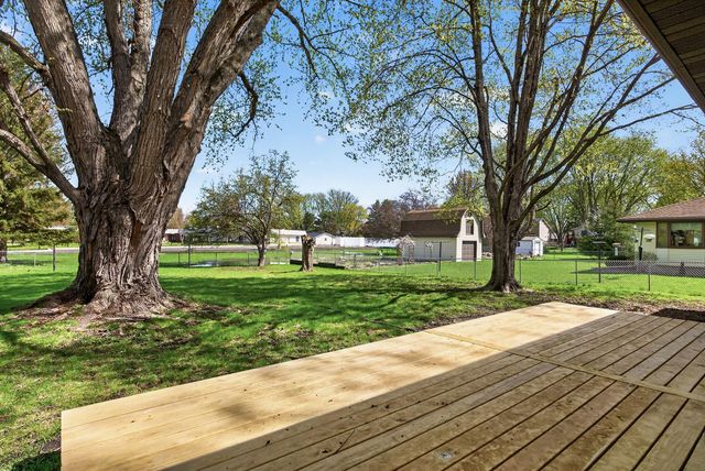 5530 Joyce Street, Maple Plain, MN 55359