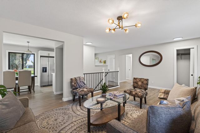 5530 Joyce Street, Maple Plain, MN 55359