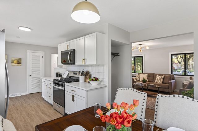 5530 Joyce Street, Maple Plain, MN 55359