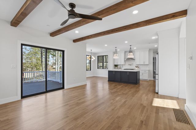 8 Carmel Road, Pelham, NH 03076