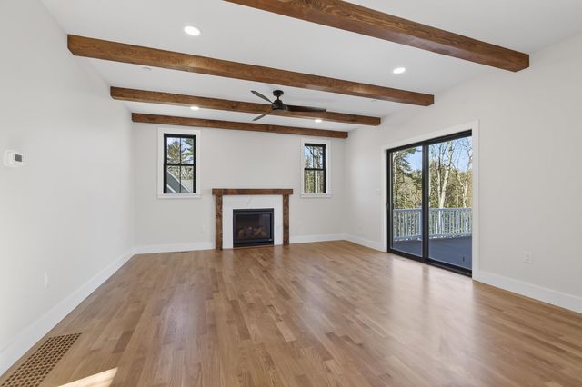 8 Carmel Road, Pelham, NH 03076