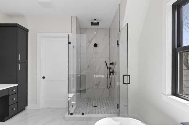 8 Carmel Road, Pelham, NH 03076