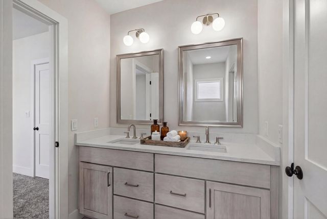 8 Carmel Road, Pelham, NH 03076