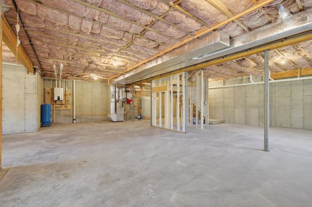 8 Carmel Road, Pelham, NH 03076