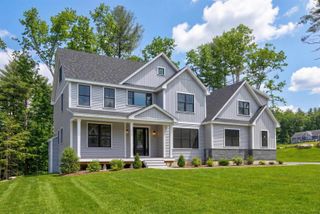 8 Carmel Road, Pelham, NH 03076