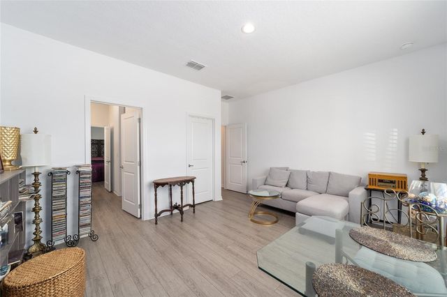 7233 SW 64TH STREET ROAD, Ocala, FL 34476