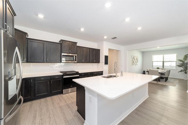 7233 SW 64TH STREET ROAD, Ocala, FL 34476