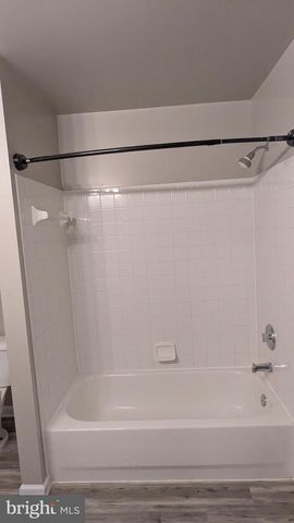 1875 TIGER LILY CIR, Woodbridge, VA 22192