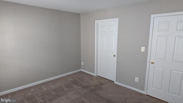 1875 TIGER LILY CIR, Woodbridge, VA 22192