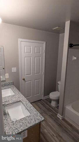 1875 TIGER LILY CIR, Woodbridge, VA 22192