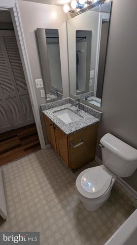1875 TIGER LILY CIR, Woodbridge, VA 22192