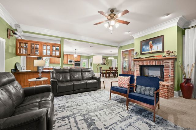 4011 Balmoral Dr, Jackson, LA 70748