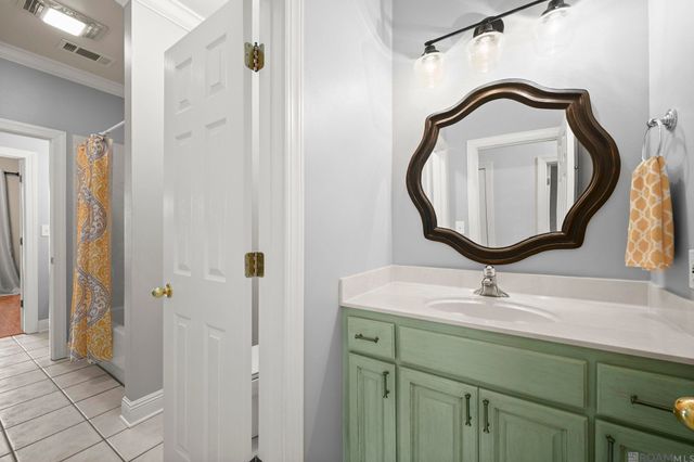 4011 Balmoral Dr, Jackson, LA 70748