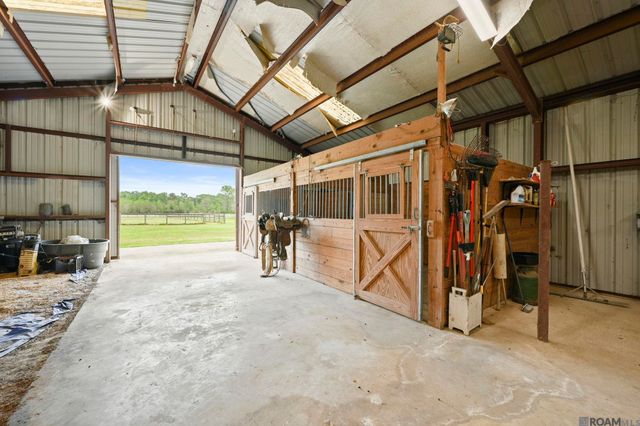 4011 Balmoral Dr, Jackson, LA 70748