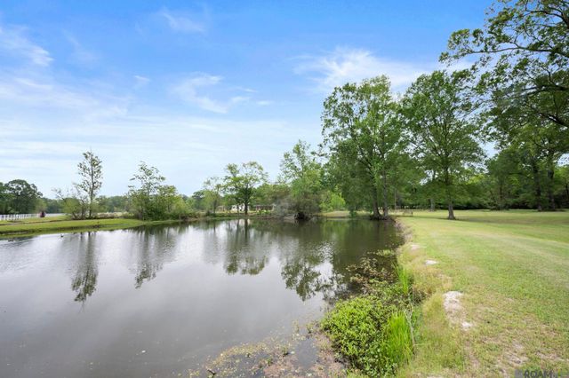 4011 Balmoral Dr, Jackson, LA 70748