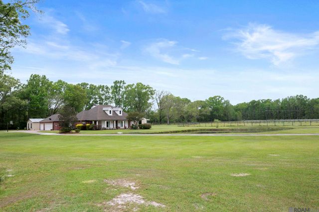 4011 Balmoral Dr, Jackson, LA 70748