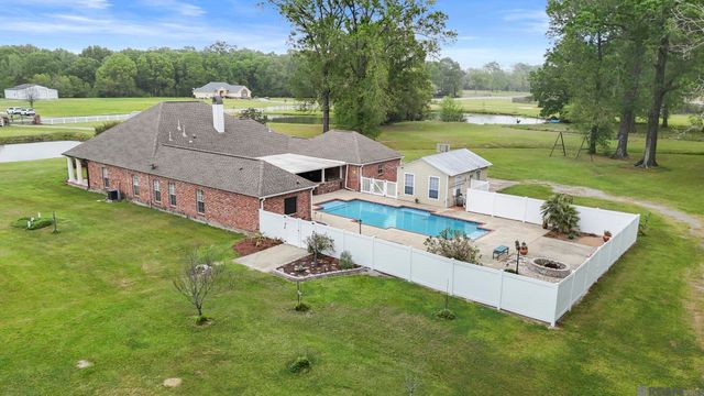 4011 Balmoral Dr, Jackson, LA 70748