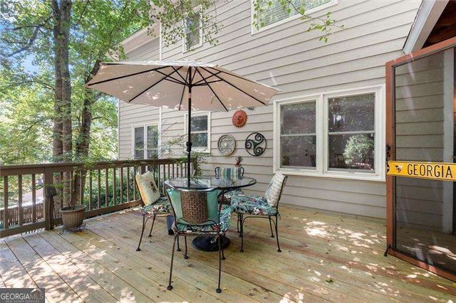 104 Caracas Drive, Woodstock, GA 30188