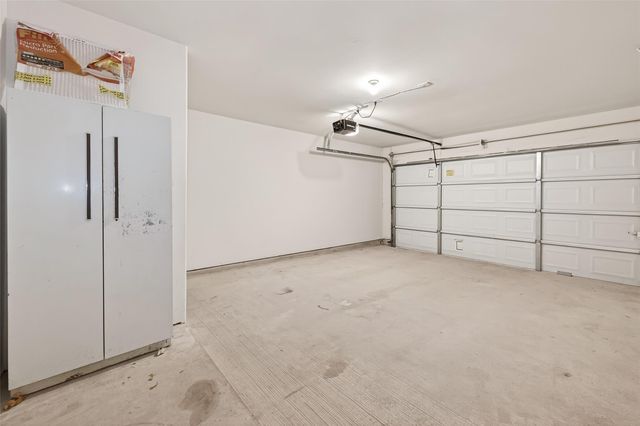 11034 Knobbley Oak Court, Houston, TX 77065