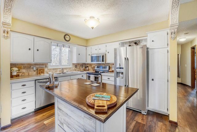 11132 100th Place N, Maple Grove, MN 55369