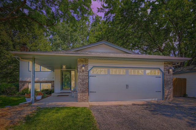 11132 100th Place N, Maple Grove, MN 55369
