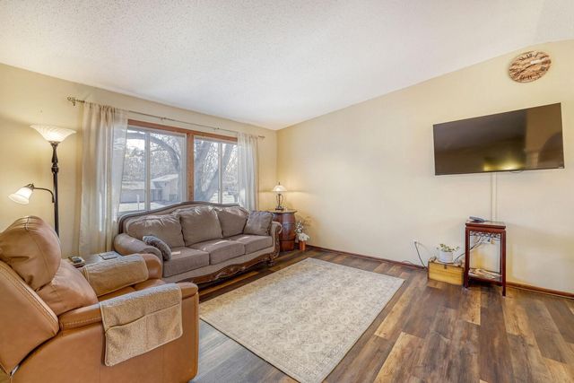 11132 100th Place N, Maple Grove, MN 55369