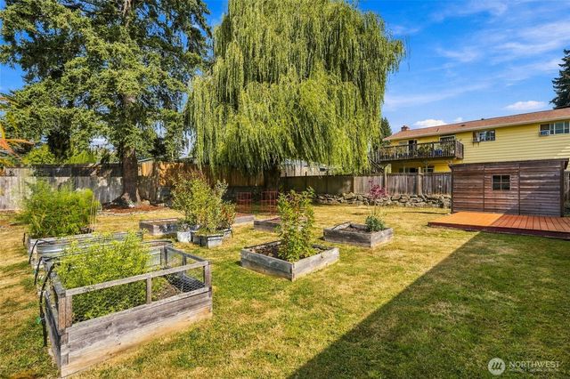 4813 190th Street SW, Lynnwood, WA 98036