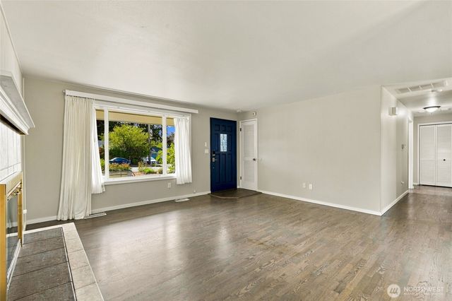 4813 190th Street SW, Lynnwood, WA 98036