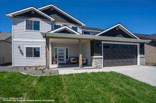 9333 N Secretariat, Hayden, ID 83835