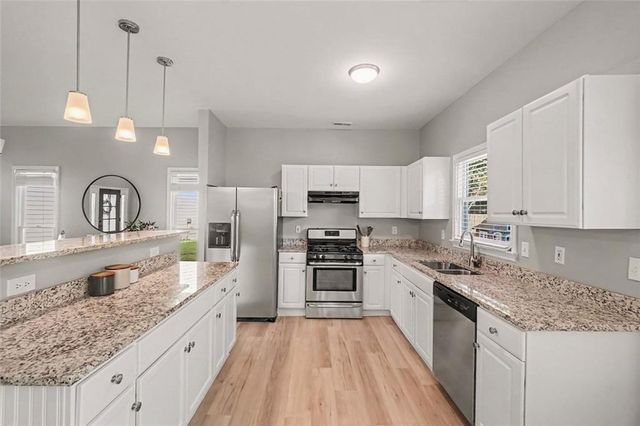 1049 Swaying Pines Trace, Marietta, GA 30066