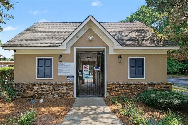 1049 Swaying Pines Trace, Marietta, GA 30066