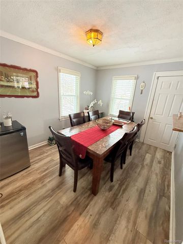 33526 Duncan, Fraser, MI 48026