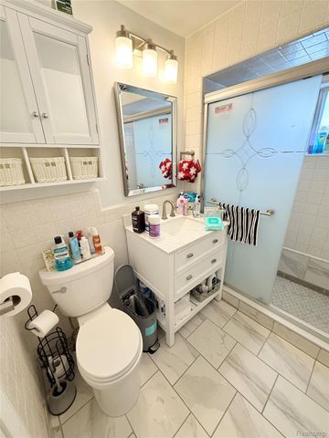 33526 Duncan, Fraser, MI 48026