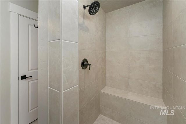 6616 N Good Dr, Eagle, ID 83629