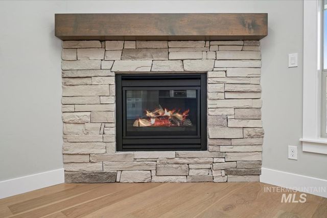 6616 N Good Dr, Eagle, ID 83629