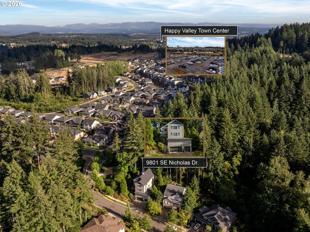 9801 Se NICHOLAS Dr, Happy Valley, OR 97086