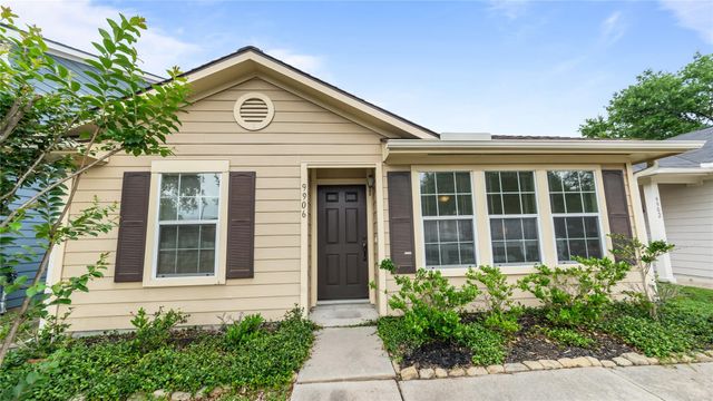 9906 Farrell Drive, Houston, TX 77070