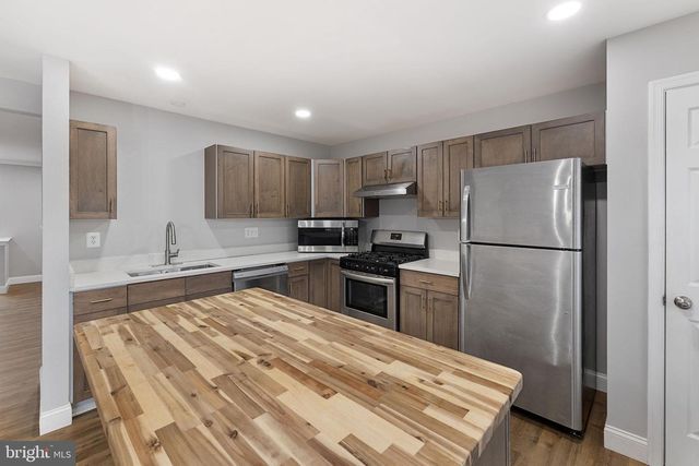 509 HUPPS HILL CT, Strasburg, VA 22657