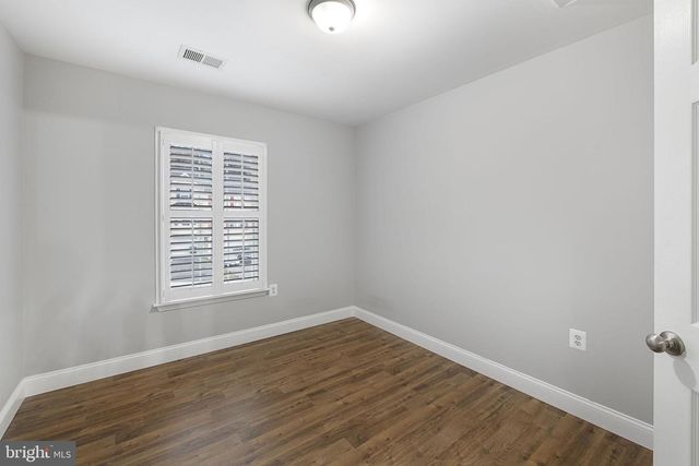 509 HUPPS HILL CT, Strasburg, VA 22657