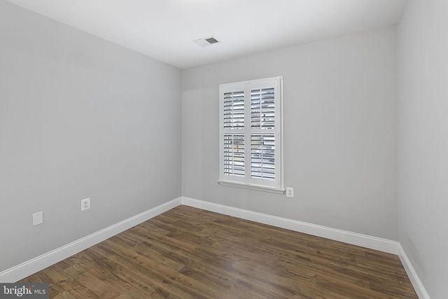 509 HUPPS HILL CT, Strasburg, VA 22657