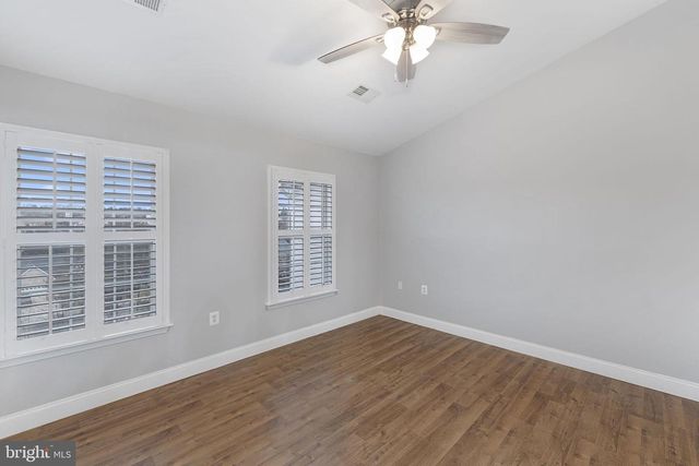 509 HUPPS HILL CT, Strasburg, VA 22657