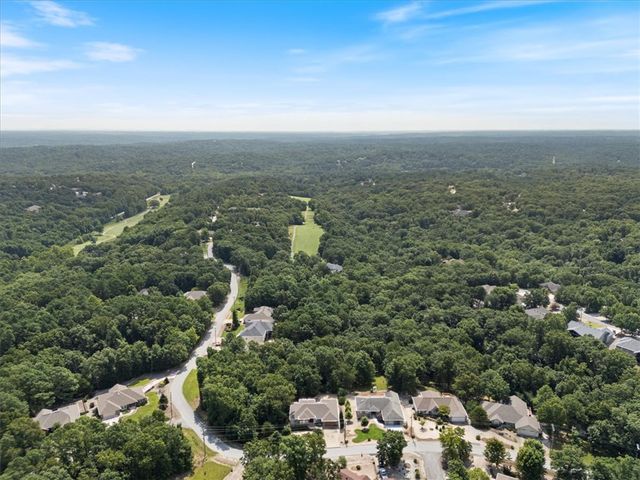 12 McKenzie Drive, Bella Vista, AR 72715