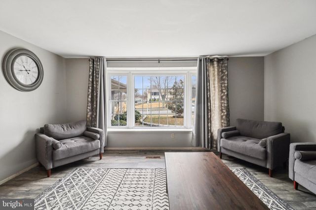 2709 PINEWOOD DR, Waldorf, MD 20601