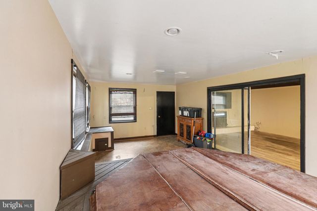 2709 PINEWOOD DR, Waldorf, MD 20601