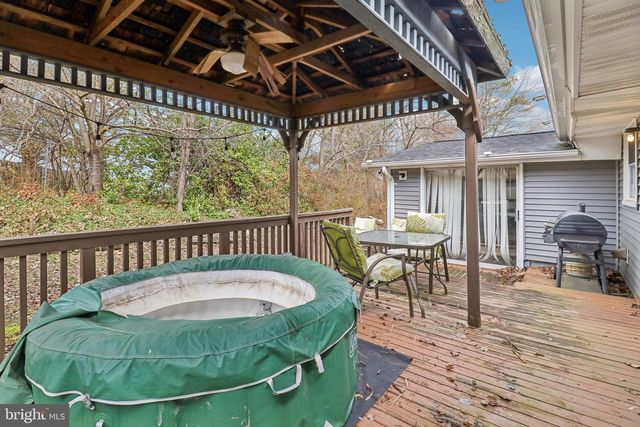2709 PINEWOOD DR, Waldorf, MD 20601