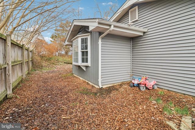 2709 PINEWOOD DR, Waldorf, MD 20601