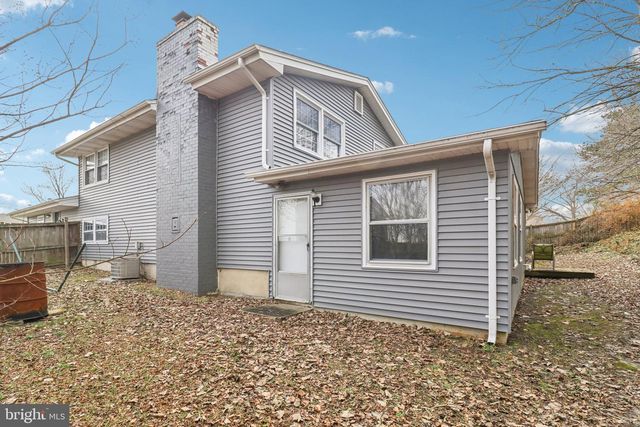 2709 PINEWOOD DR, Waldorf, MD 20601