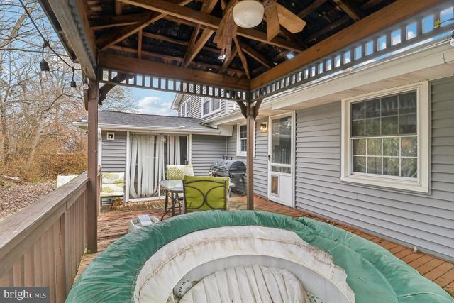 2709 PINEWOOD DR, Waldorf, MD 20601