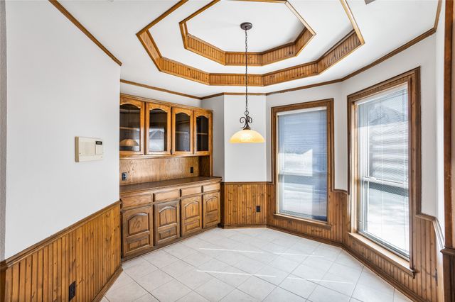 2942 Woodland Hills Drive, Grapevine, TX 76051